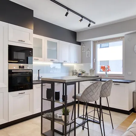 Luxury Center Apartment